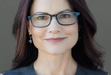 Headshot of Shelley Trott