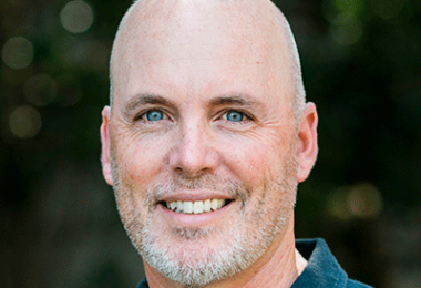 Headshot of Greg Barton