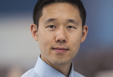 Headshot of Dale Lee