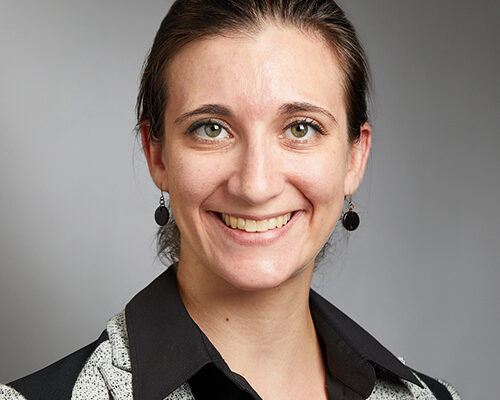 Headshot of Evelyn Lake