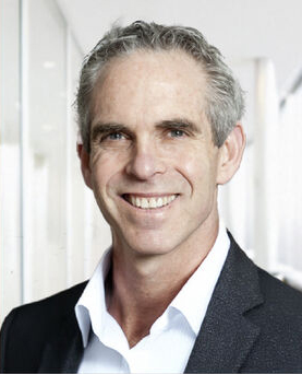 headshot Gary Mathias